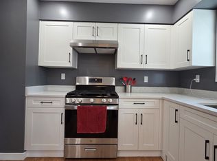 3420 Shaughnessy St, Pt Coquitlam, BC V3B 5G9