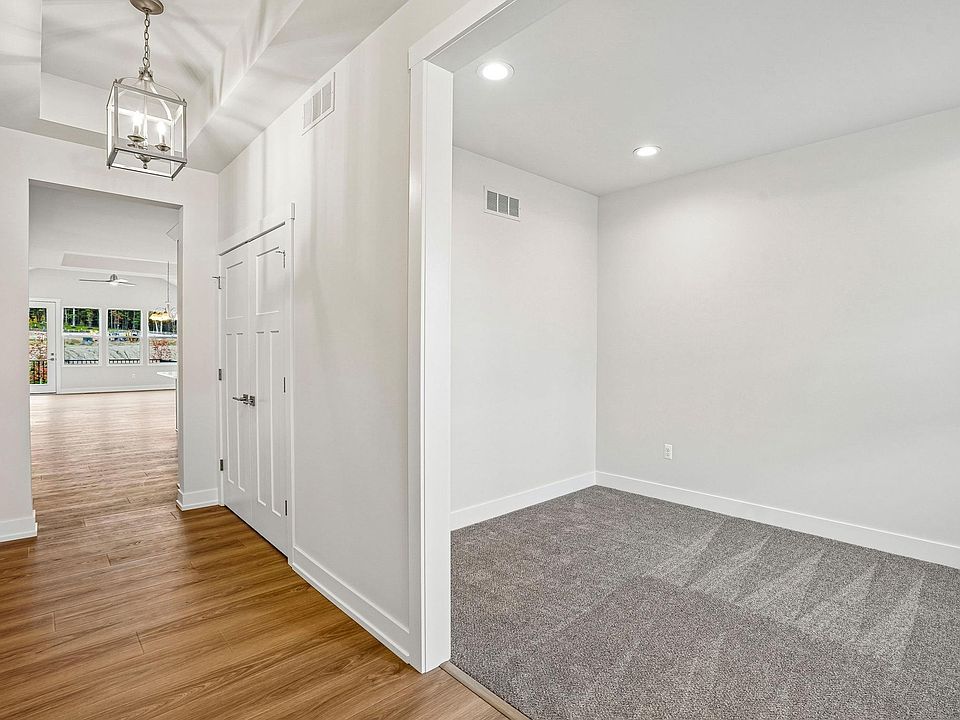 3003 Woodland Cir, photo 6