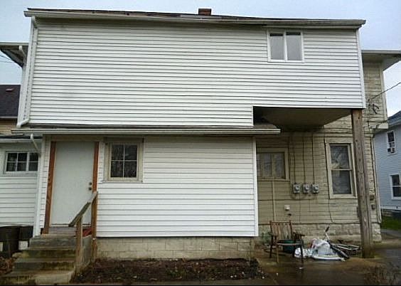 2nd image of 315 E Franklin St