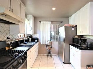 414 E 98th St, Inglewood, CA 90301