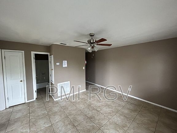 2nd image of 1803 Washington Ave #4
