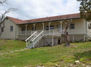 2088 Forest Trail Dr, Bandera, TX 78003