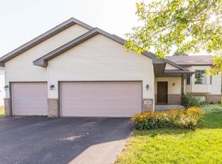 906 3rd Ave SW, Isanti, MN 55040