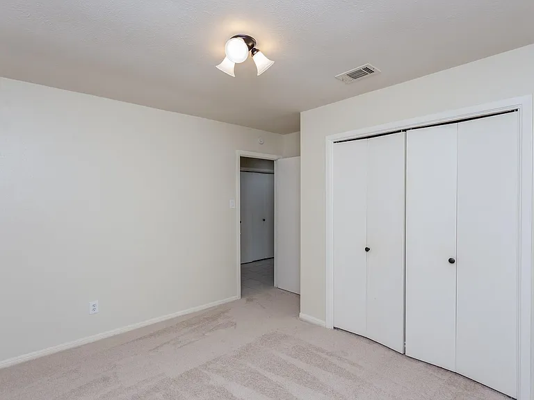 2703 Ferry Lndg — Photo 27