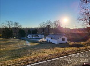 4079 Johnson Bridge Rd, Hickory, NC 28602