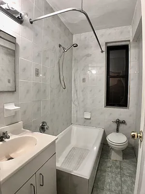 Rented by Bohemia Realty Group | media 9