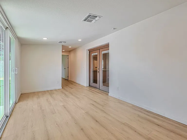 727 E Vista Del Cerro Dr — Photo 7
