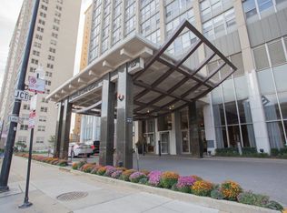 655 W Irving Park Rd APT 5104, Chicago, IL 60613