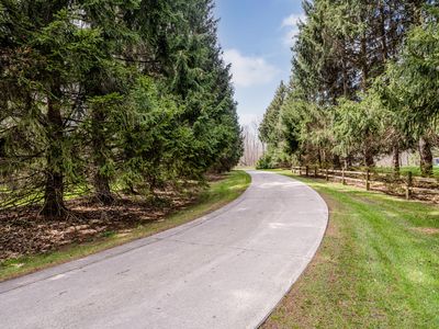 4327 Pier Rd, Benton Harbor, MI, 49022