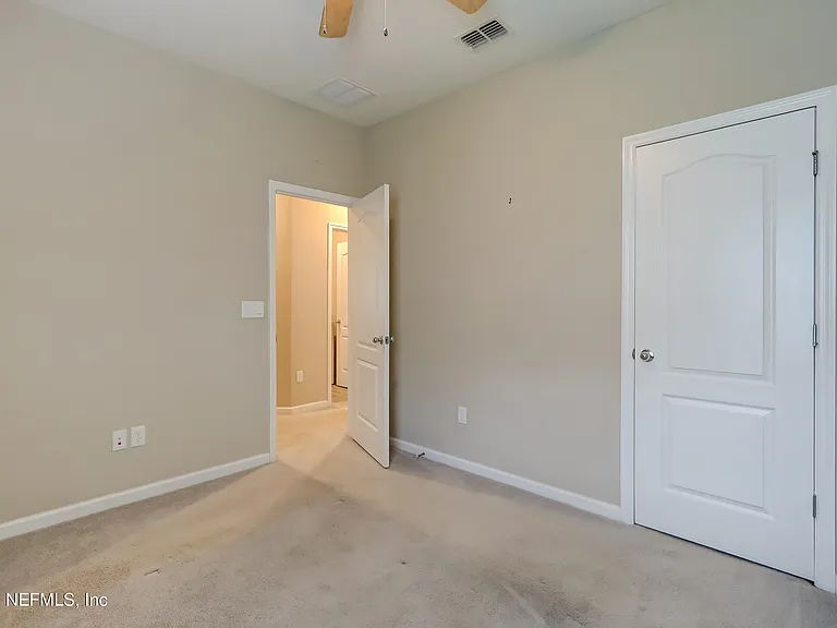 10386 Pavnes Creek Dr — Photo 25