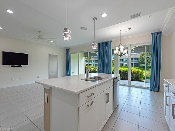 4th image of 6960 Avalon CIR #803