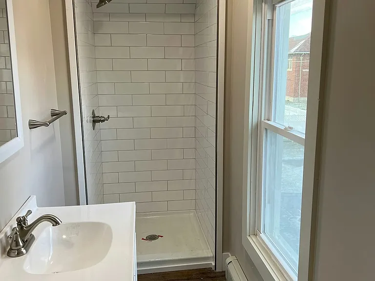 119 E Elm St #4 — Photo 5