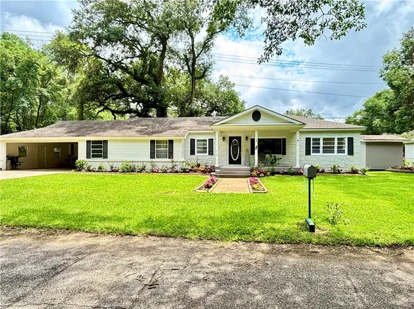 5211 Border Dr S, Mobile, AL 36608