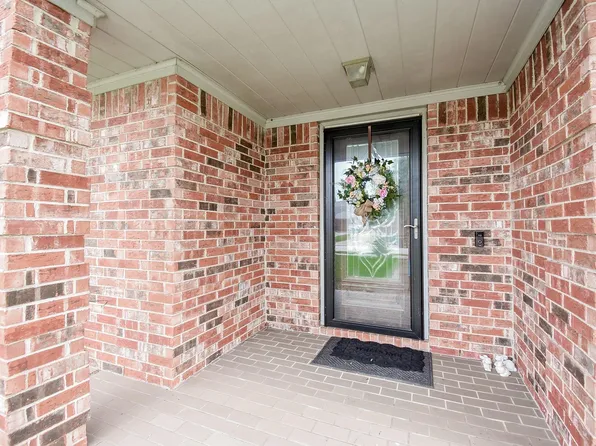 2214 Meadows Blvd, League City, TX 77573