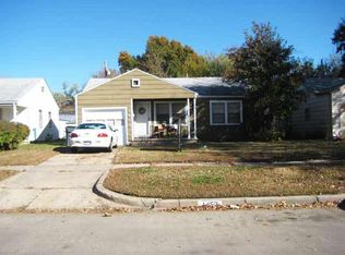 1452 N Pinecrest St, Wichita, KS 67208