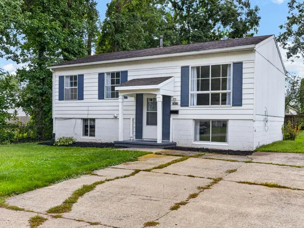 2023 Willowood Dr N, Mansfield, OH 44906