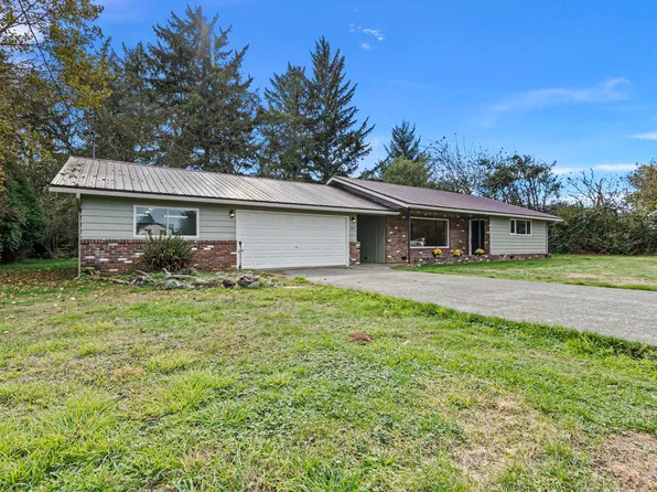 1405 Morehead Rd, Crescent City, CA 95531