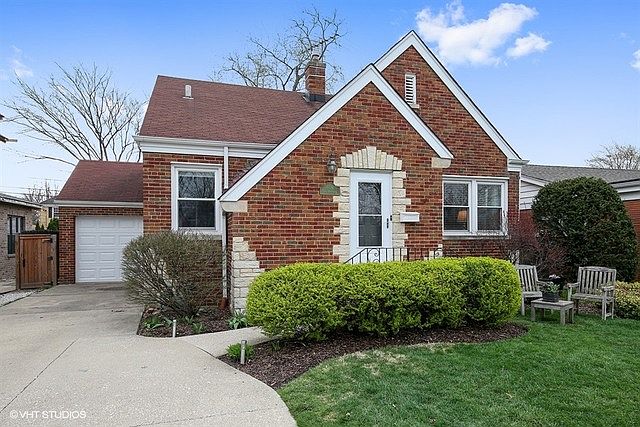 1st image of 609 S Brainard Ave