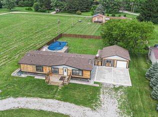 1727 Paw Paw Ave, Benton Harbor, MI 49022