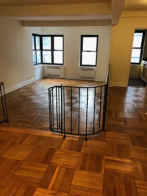 Rented by Real Estate Investors Group LLC | media 9