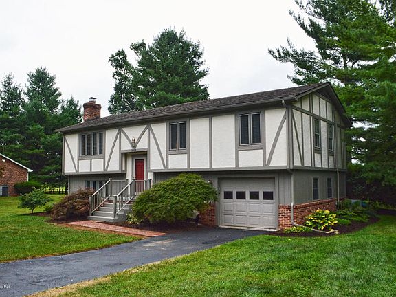 2nd image of 2809 Mount Vernon Ln