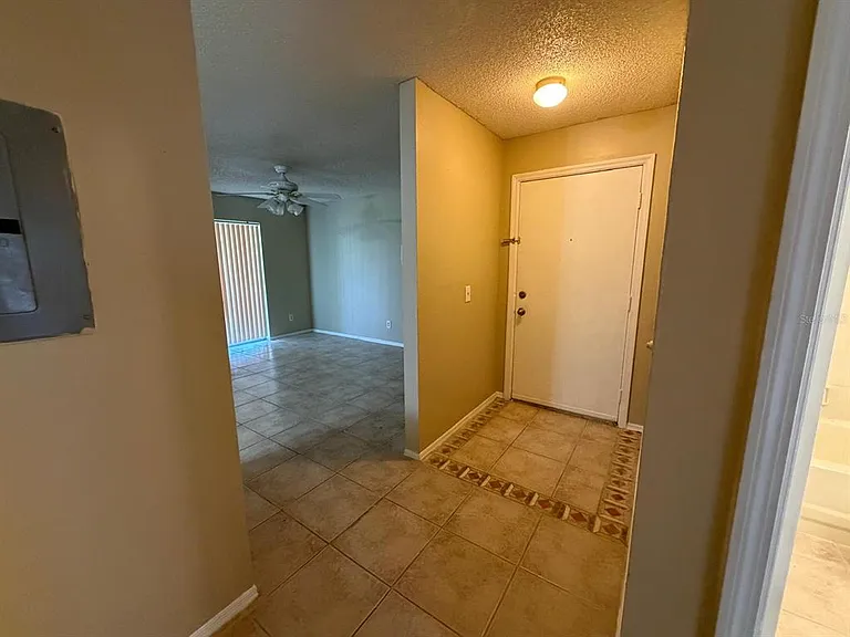 4240 Pershing Pointe Pl #7 — Photo 10