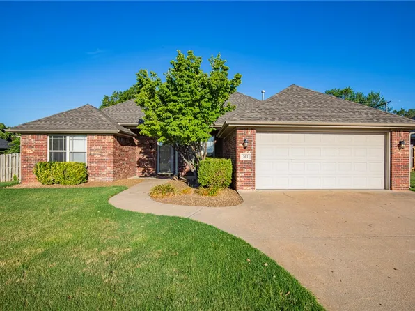 501 Dassero Ct, Centerton, AR 72719