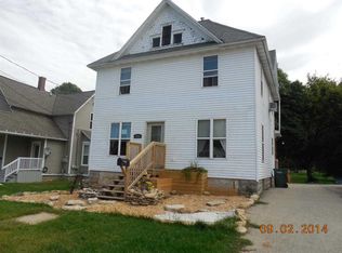 411 N University Ave, Beaver Dam, WI 53916