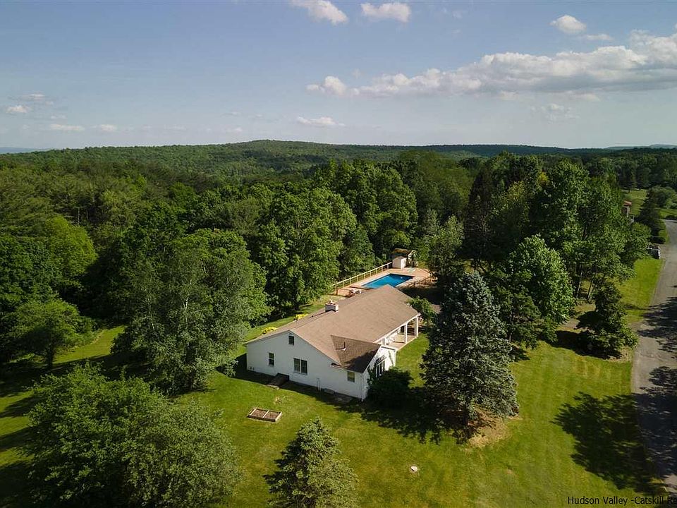 1st image of 56 Caridi Dr