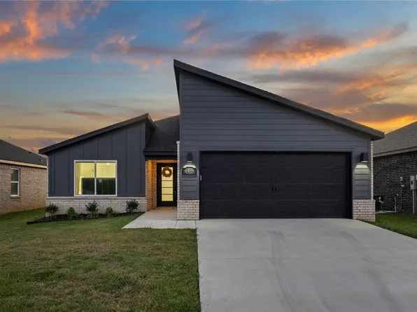 6312 NW Zella St, Bentonville, AR 72713