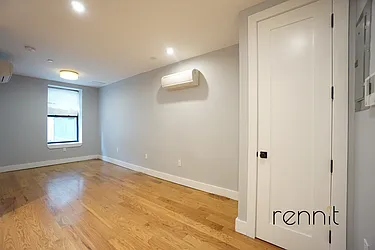 Rented by Rennit Inc.
