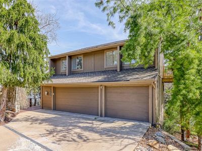 109 NW Ironbark St, Lees Summit, MO, 64064