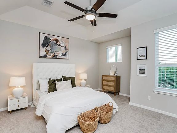 5th image of 399 Gentilly Dr