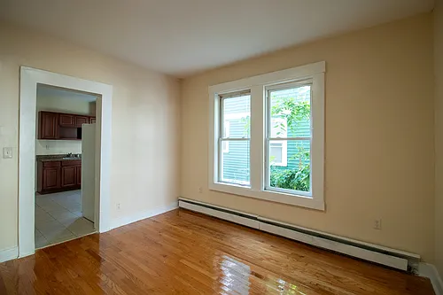 373-1A Blatchley Ave #1B Photo 1