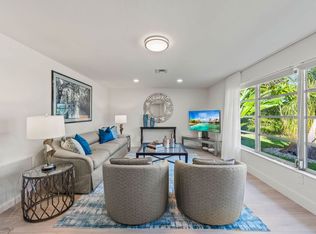 606 Wedge Dr #Id1504171p, Naples, FL 34103