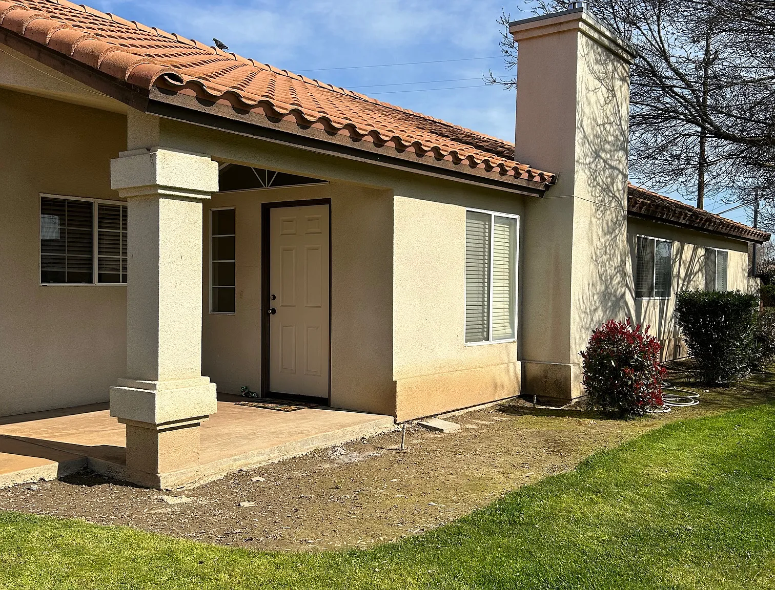 3 bed, 1554 sqft, $2,200 — Photo 2