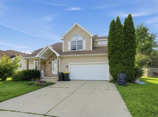 315 Stearn Dr, Genoa, IL 60135