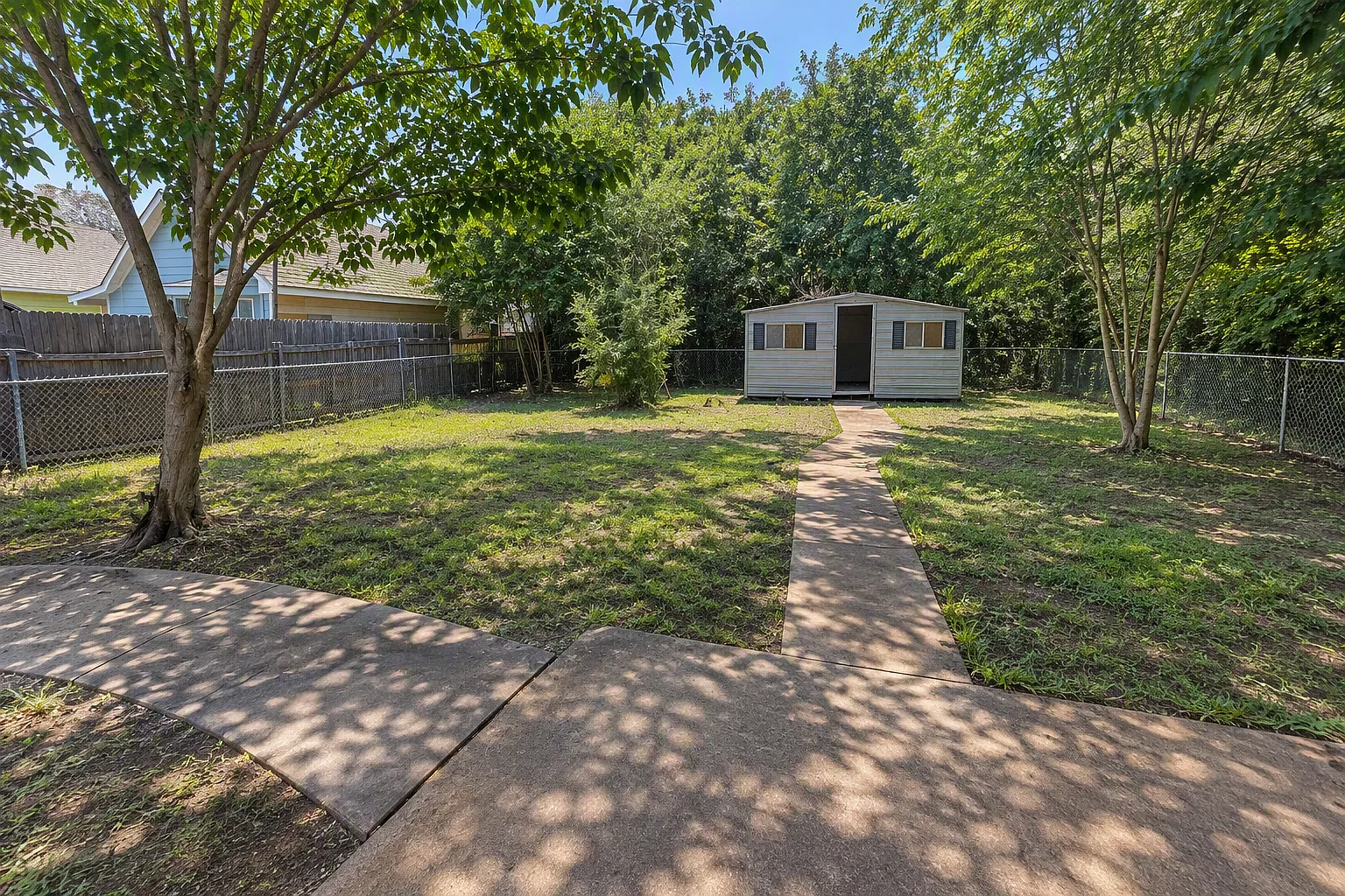 3 bed, 1082 sqft, $1,750 — Photo 3