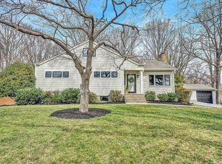 1017 Overland Rd SW, Roanoke, VA 24015