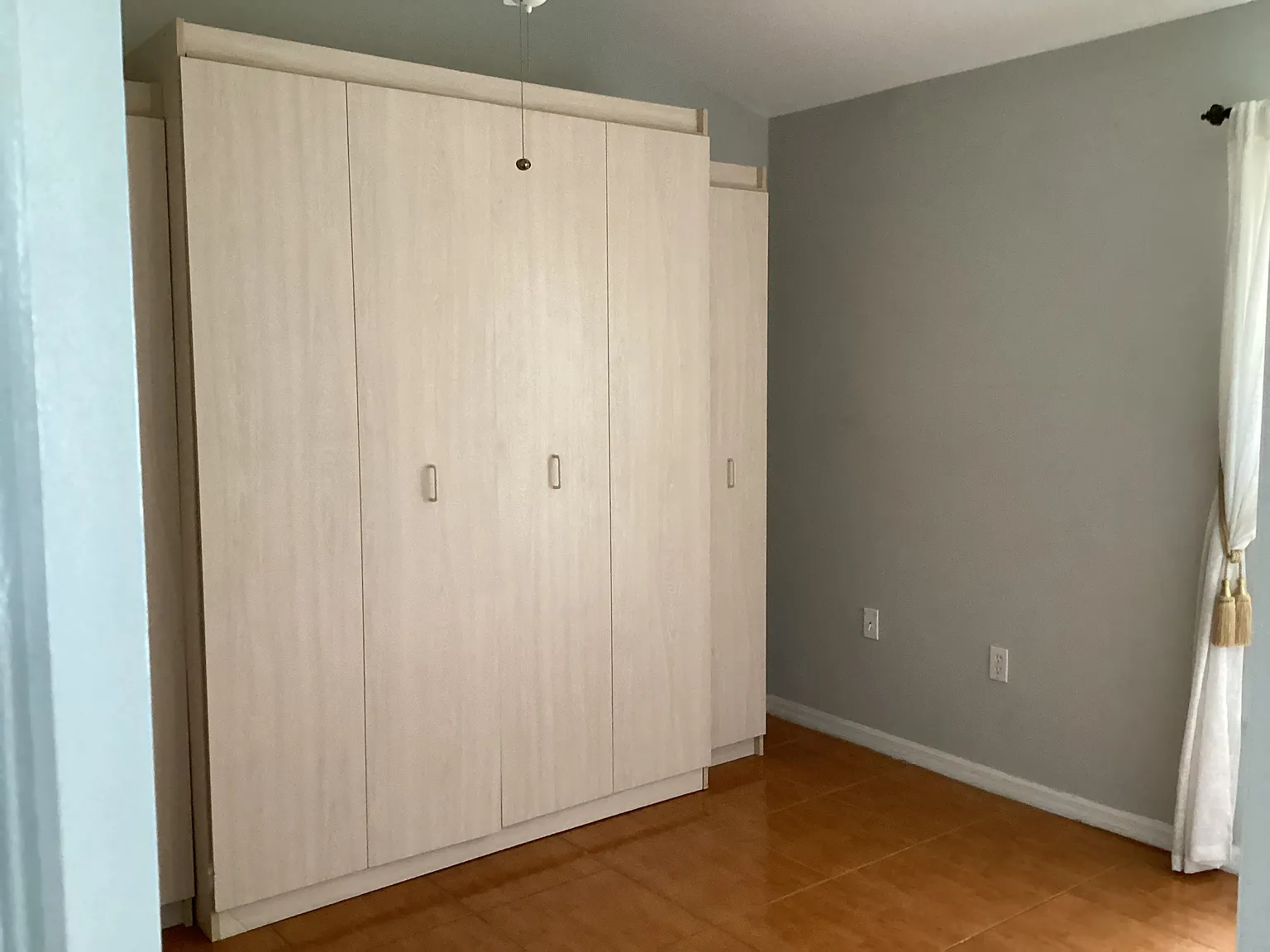 3 bed, 1409 sqft, $2,350 — Photo 3