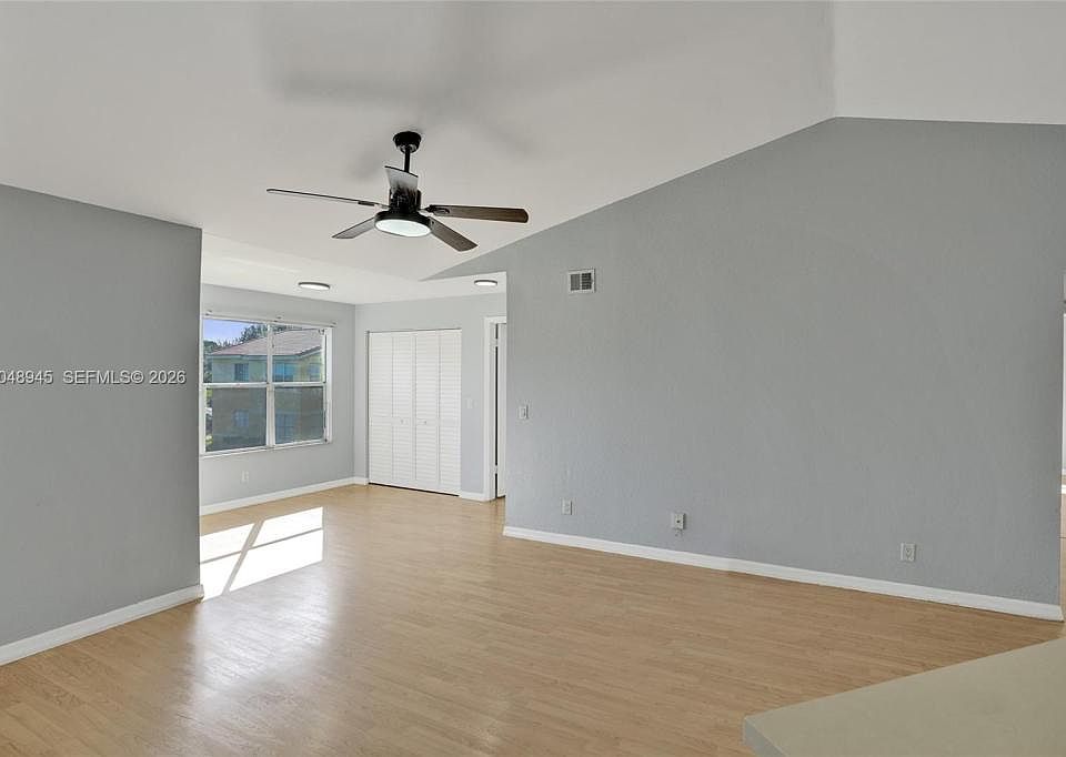 1st image of 12760 Vista Isles Dr