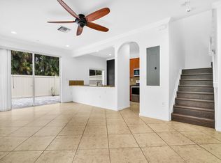 204 Lake Monterey Cir, Boynton Beach, FL 33426