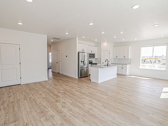 Kitchen Living Room