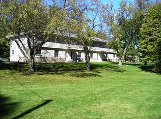 1424 E Main St APT 1, Watertown, WI 53094