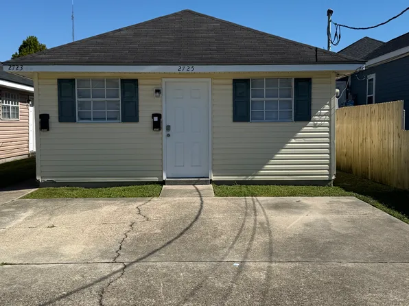 2725 Huey P Long Ave #2725, Gretna, LA 70053