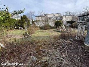 2nd image of 320 Sprague Ave
