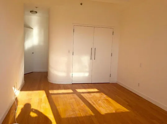 Rented by Brooklyn Bridge | media 7