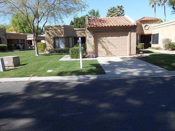 4th image of 9756 W Taro Ln