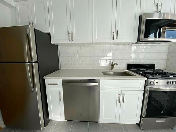 3rd image of 82-24 135th St #6H