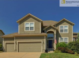 10218 Miller Ln, Kansas City, KS 66109